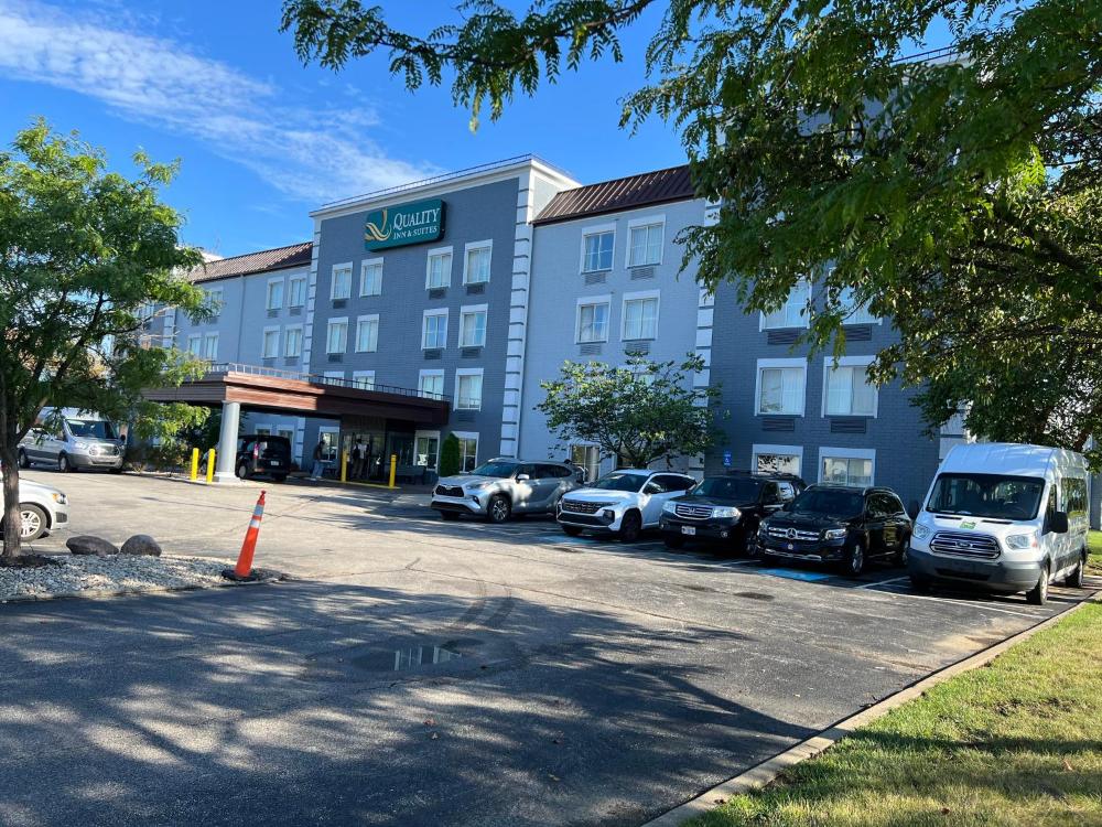 Quality Inn & Suites CVG Airport